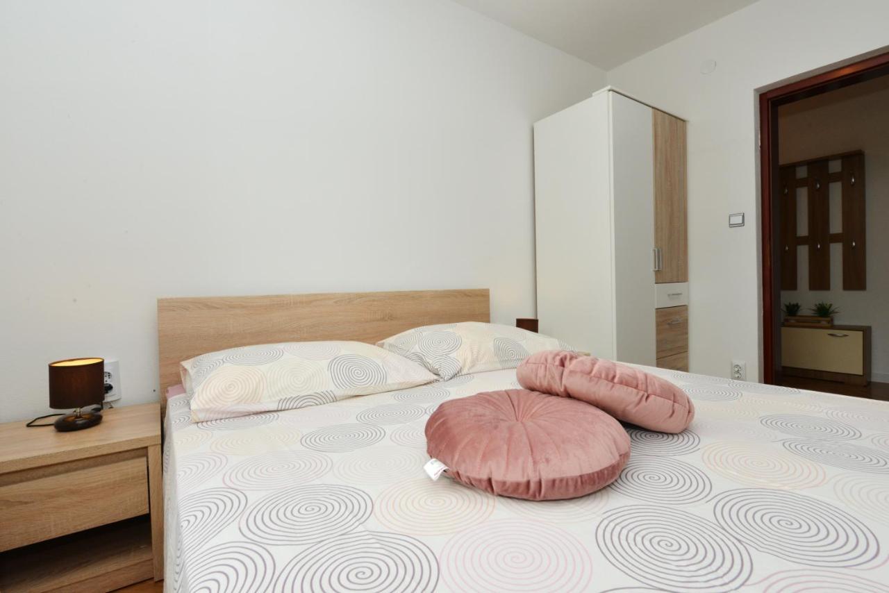 Apartmani Ivan Kaštela Exteriér fotografie